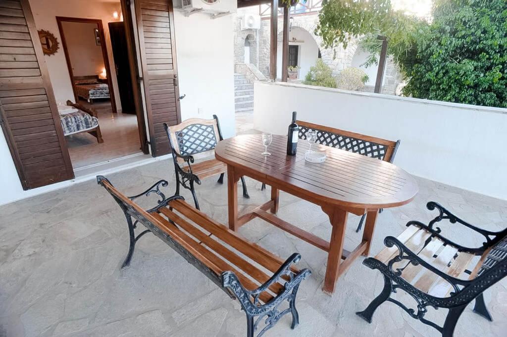 Paros Eden Park Aparthotel Krotiri Kültér fotó